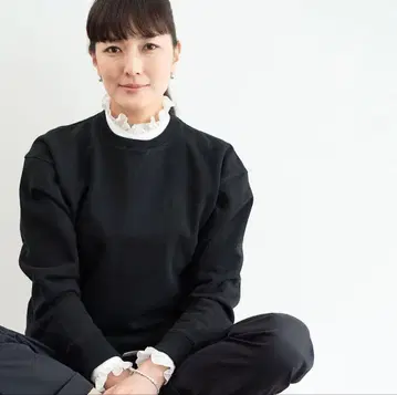 SINME 자수 로고 맨투맨 블랙 M 사이즈