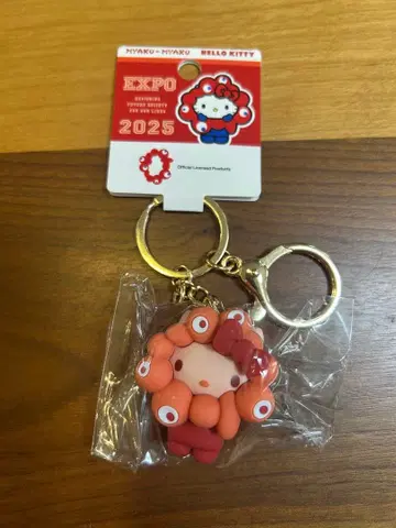 산리오 미야쿠미야쿠 콜라보 최애 컬러 키링 키티