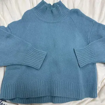 Jewel Changes 하이넥 루즈핏 니트 스웨터