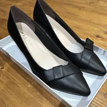 리본 스틸레토 펌프스