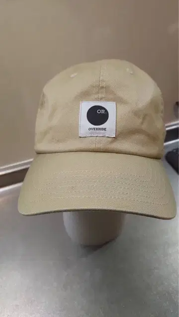 OVERRIDE 베이지 캡