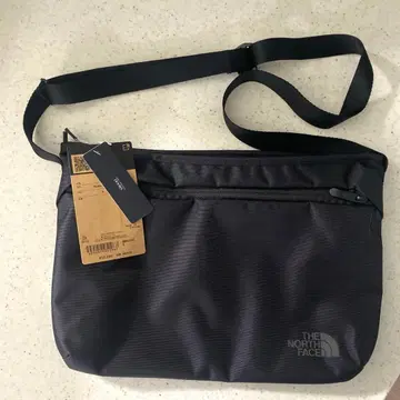 THE NORTH FACE 셔틀 숄더 파우치 NM82454