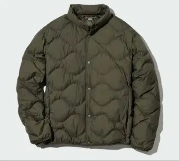 유니클로 울트라 라이트 다운 웨이브 퀼트 자켓 다크 그린 XL