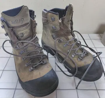 SIRIO 시리오 등산 부츠 27.5cm