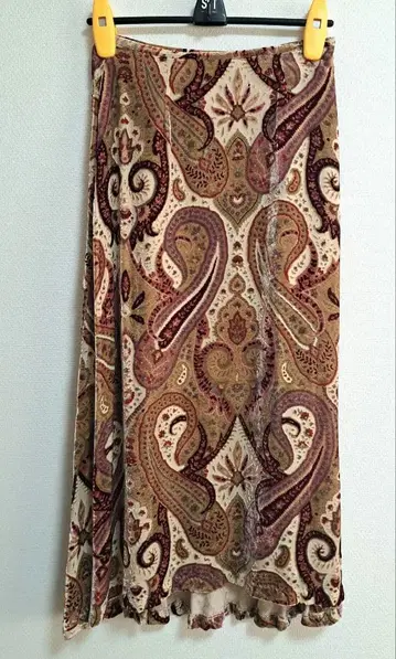 크리스찬 오자르 페이즐리 무늬 실크 100% 롱 스커트