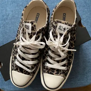 CONVERSE ALL STAR 레오파드 무늬 스니커즈 23.5cm