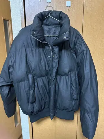 블랙 다운 자켓