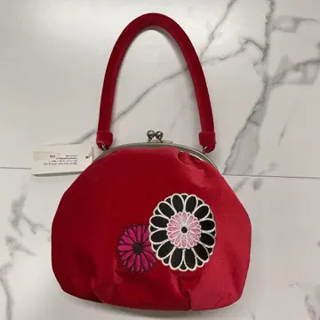 빨간색 꽃무늬 자수 일본 의류용 백 벨로아 소재 가마구치 백 일본제