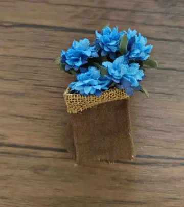 아틀리에 염꽃 브로치