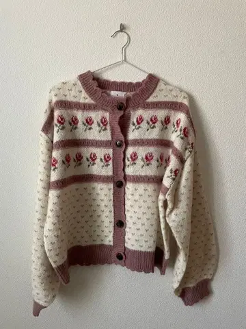 메리제니 장미 패턴 니트 가디건