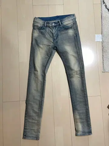 mnml 라이트 블루 슬림핏 데님 32