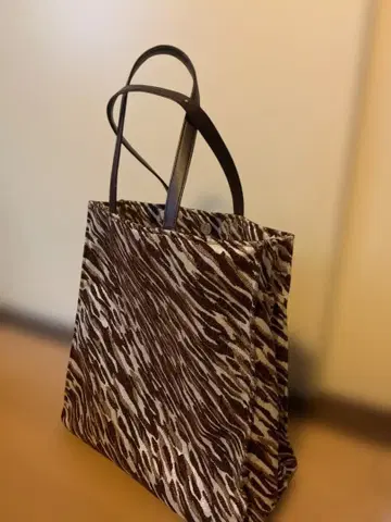 TheBagmati 제브라 패턴 숄더백