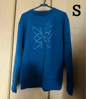 ReZARD 다크 블루 나비 자수 트레이닝복 S 사이즈
