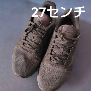 Reebok 블랙 러닝화