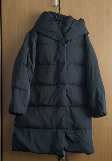 ikka 후드 부착 블랙 다운 자켓 M