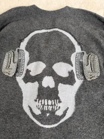 루시앙페라피네 정품 캐시미어 니트 스컬 스웨터 v넥 가디건