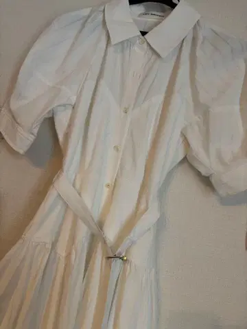 LILY BROWN 화이트 셔츠 원피스 반팔