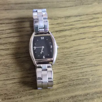 agnis b. 타원형 블랙 다이얼 시계 일본제