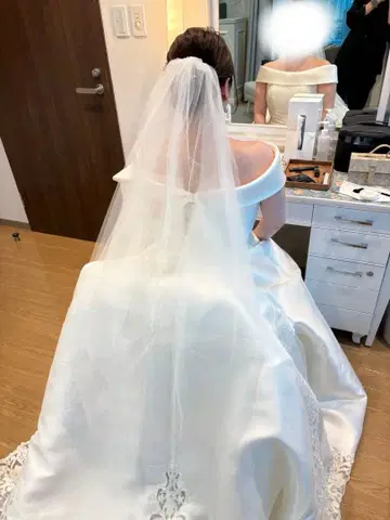 웨딩 베일과 장갑