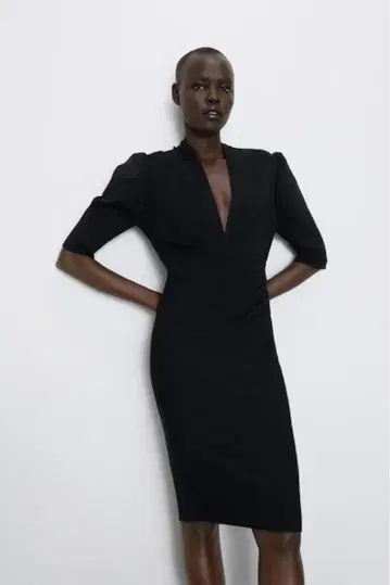 ZARA V넥 블랙 드레이프 원피스 S