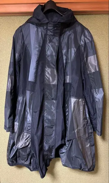 에이코 콘도우의 코트