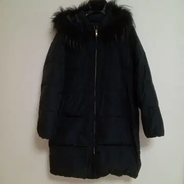 후드 부착 블랙 다운 자켓