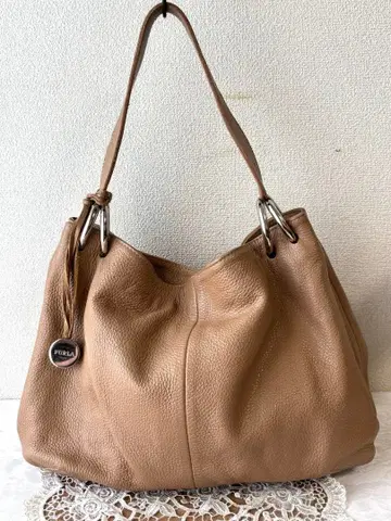 훌라 원 숄더백 천연 가죽 새상품급