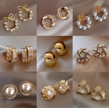 골드와 펄의 귀걸이 세트