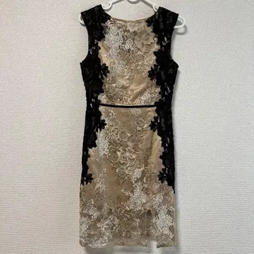 [ 새상품급 ] SOBRE 소브레 자수 드레스 M 골드 x 네이비