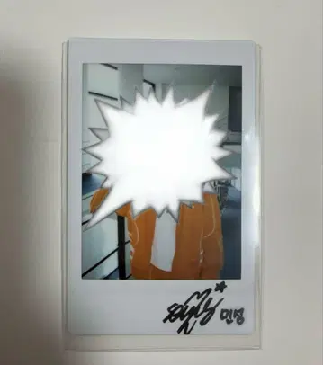 사인 포함 폴라로이드 김민성 TIOT