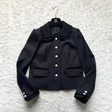 최근 모델 컨디션 최상 투 비 시크 펄 프릴 자켓 블랙 40