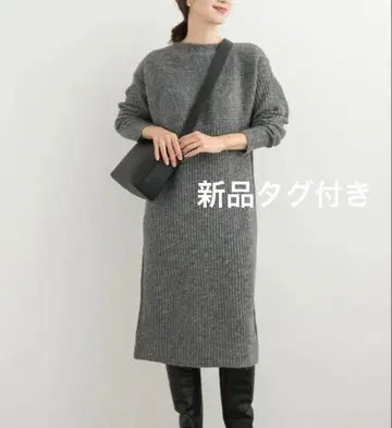 [ 택 포함 새상품 ] 어반 리서치 도어즈 니트 원피스 리브 절개