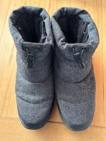 THE NORTH FACE 그레이 숏부츠