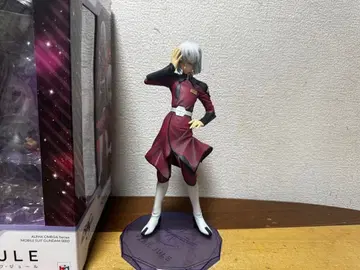 건담 SEED 이자크 줄 피규어