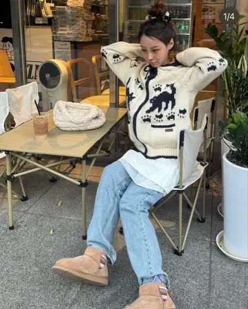 Fallett 파렛 고양이 패턴 니트 후드 아우터