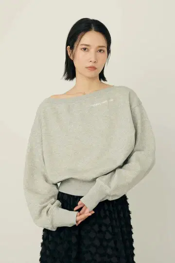 [ Limue ] 크롭 로고 맨투맨 그레이