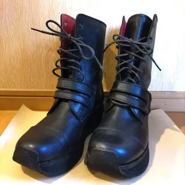 장 폴 고티에 블랙 가죽 부츠 빨간색 안쪽 25.5cm