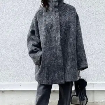 샤기 스탠드 카라 미들 코트