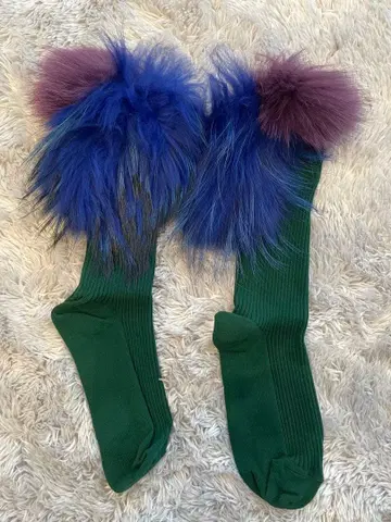 FAKUI 퍼 달린 그린 컬러 삭스