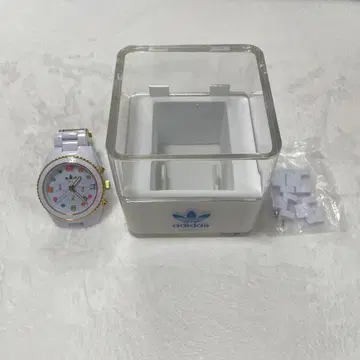 adidas 화이트 디지털 시계 10 ATM
