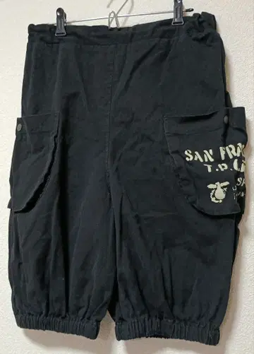 PAOPAO 엘르 벌룬 하프 팬츠 블랙 호박