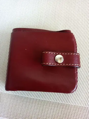 (4860) 보 데셍 가죽 이단 접이식 지갑