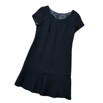 퀸즈 코트 QUEENS COURT 블랙 원피스 밑단 프릴