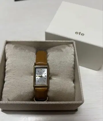 ete 브라운 가죽 쿼츠 손목시계