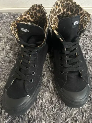 반스 레오파드 하이컷 US 9 27cm 블랙