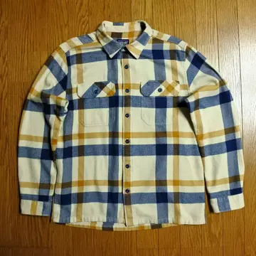 파타고니아 피오르드 플란넬 셔츠 아이보리 계열 asia M