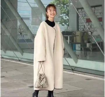 새상품급 AKTE 액테 보아 롱 코트 파이핑 코트 F 사이즈