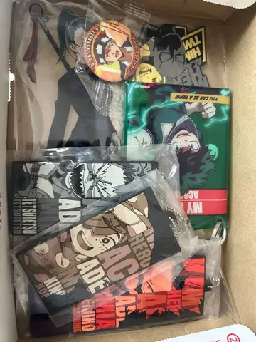 애니메이션 굿즈 묶음 판매