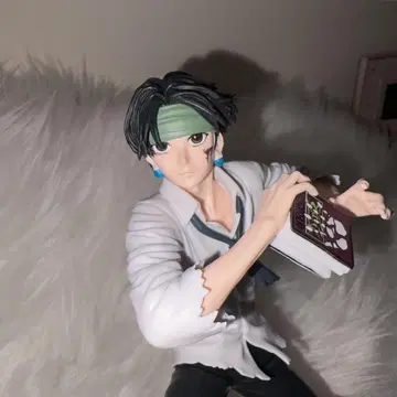 클로로=루실 피규어