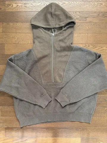 YASHIKI 브라운 크롭 후드티